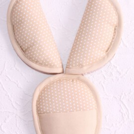 Gurtpolster & Schnallenpolster für Babyschalen, Tüpfchen auf beige