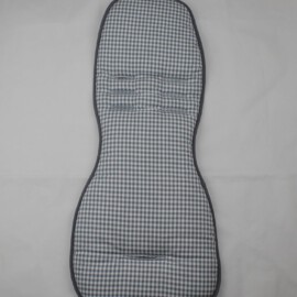 Sitzauflage für Babyschalen  von „Maxi Cosi“ ,Vichy-Karo schwarz/weiß