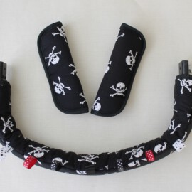 Bügelbezug mit passenden Gurtpolstern, Totenkopf