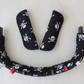 Bügelbezug mit passenden Gurtpolstern, Totenkopf