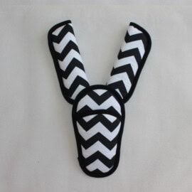 Gurtpolster und Schnallenpolster für Buggy , Zig Zag chevron schwarz/weiss