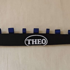 Bügelbezug mit Namen bestickt , schwarz /blau