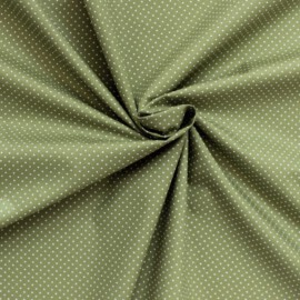 Tüpfchen auf  khaki,olivgrün  1–4 mm Ø
